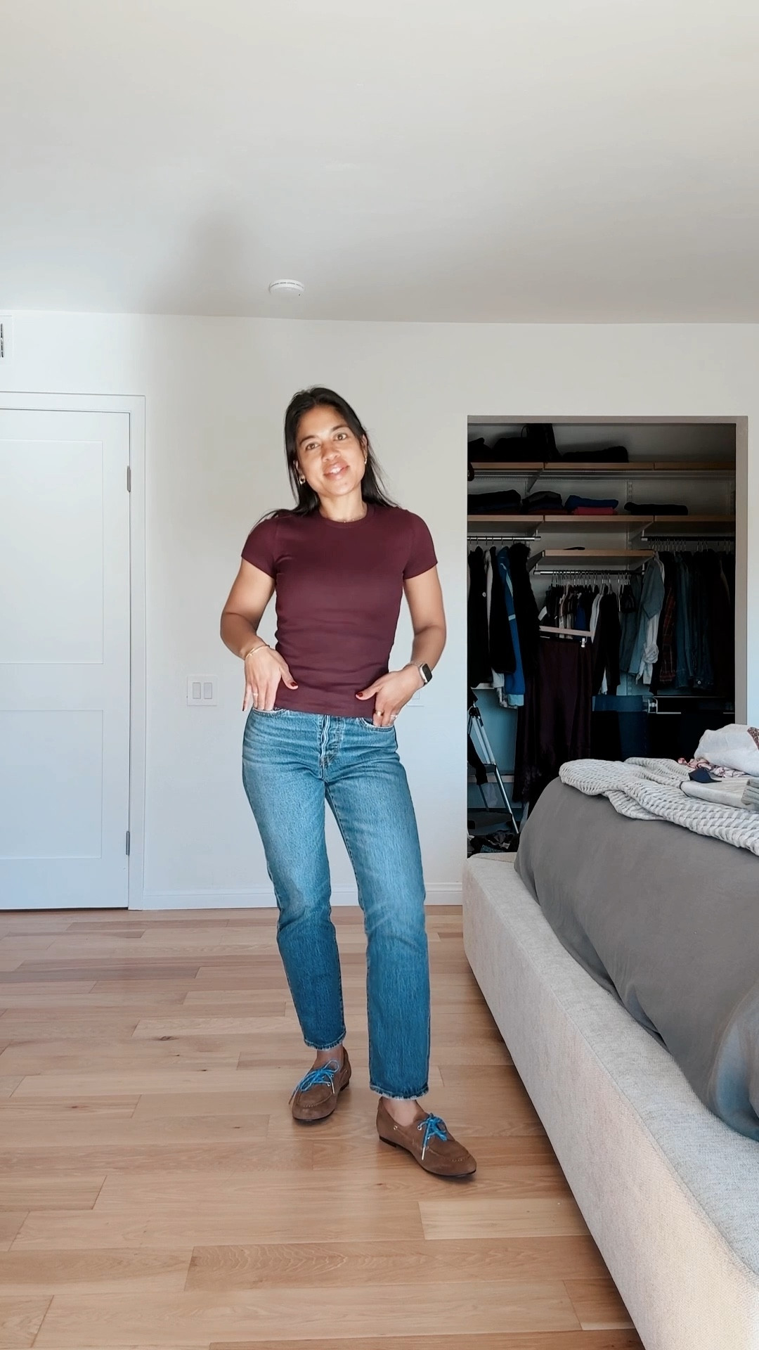 Casual outfit wearing the Aritzia homestretch tee, Levi’s wedgie straight jeans and Madewell suede boat shoes 


#LTKgrwm #LTKHoliday #LTKootd