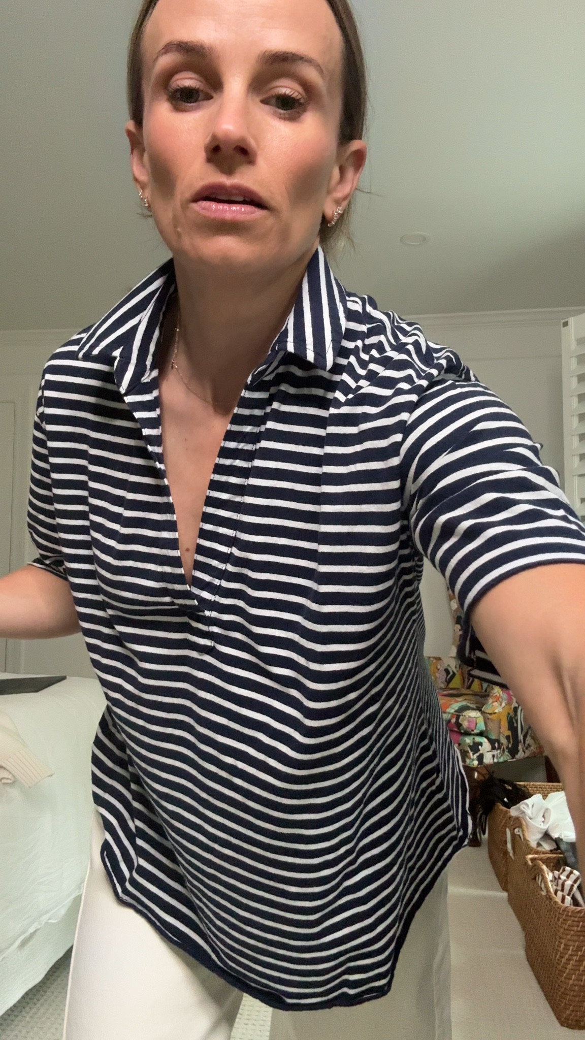 This is @Frank & Eileen and I love everything @Frank & Eileen. It’s so well made and their fabrics are amazing. 

I don’t know how I feel about this style on me. I’m wearing a size small.

#LTKSeasonal #LTKOver40 #LTKPetite