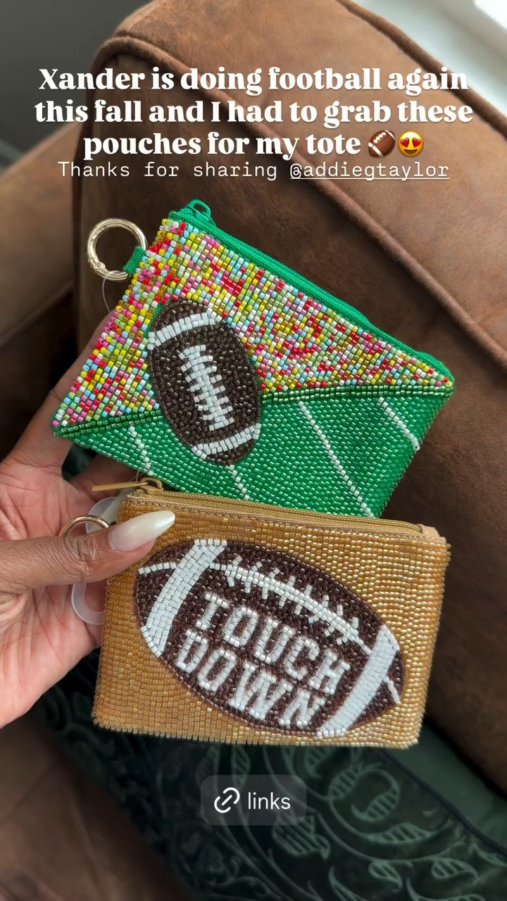 Xander is doing football again this fall and I had to grab these pouches for my tote 🏈😍 Thanks for sharing @addiegtaylor