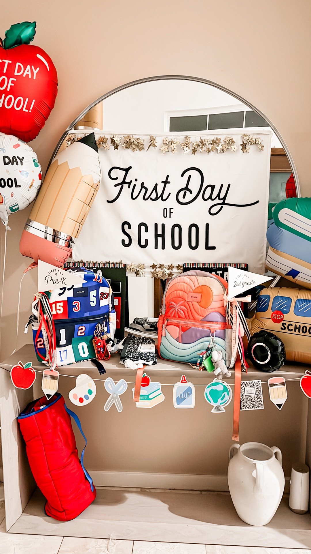 Some back to school Magic 

First day of school home decor, back to school decor, back to school decorations 

#backtoschoolshopping #backtoschool #firstdayofschool