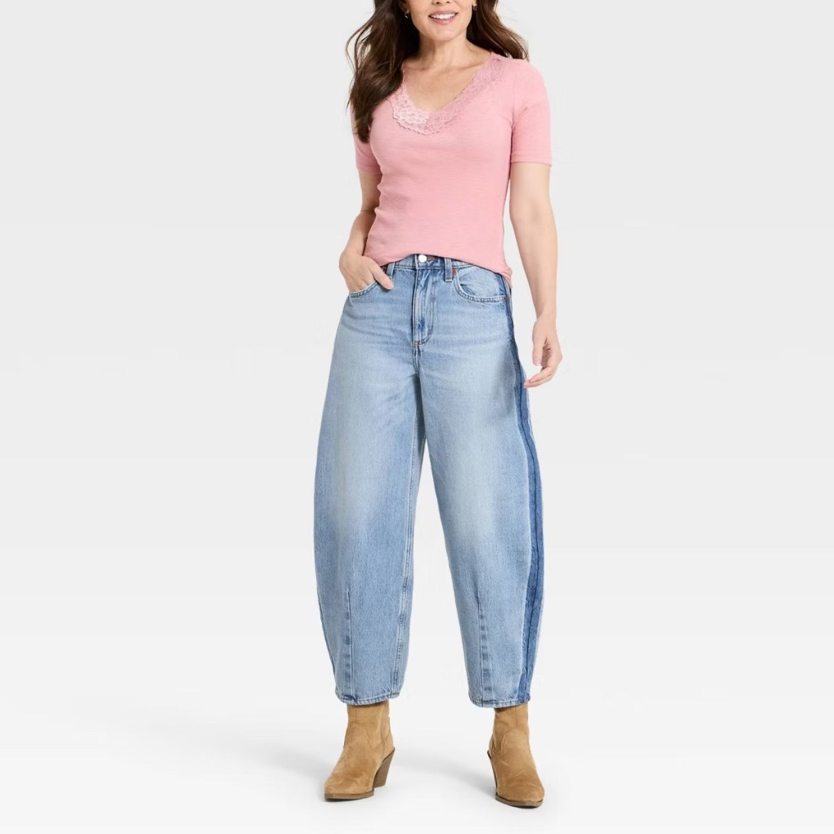 Barrel jeans!!

#LTKPetite #LTKMidsize #LTKSaleAlert