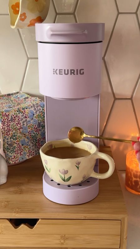 
#Ad I’m IN LOVE with my new lavender Keurig K-Mini Go machine!! Fave features: space-saving, lightweight, THE COLOR! Time to upgrade your coffee machine 👀 #TargetPartner  #Target @keurig @target #coffeemachine

@shop.ltk #liketkit
