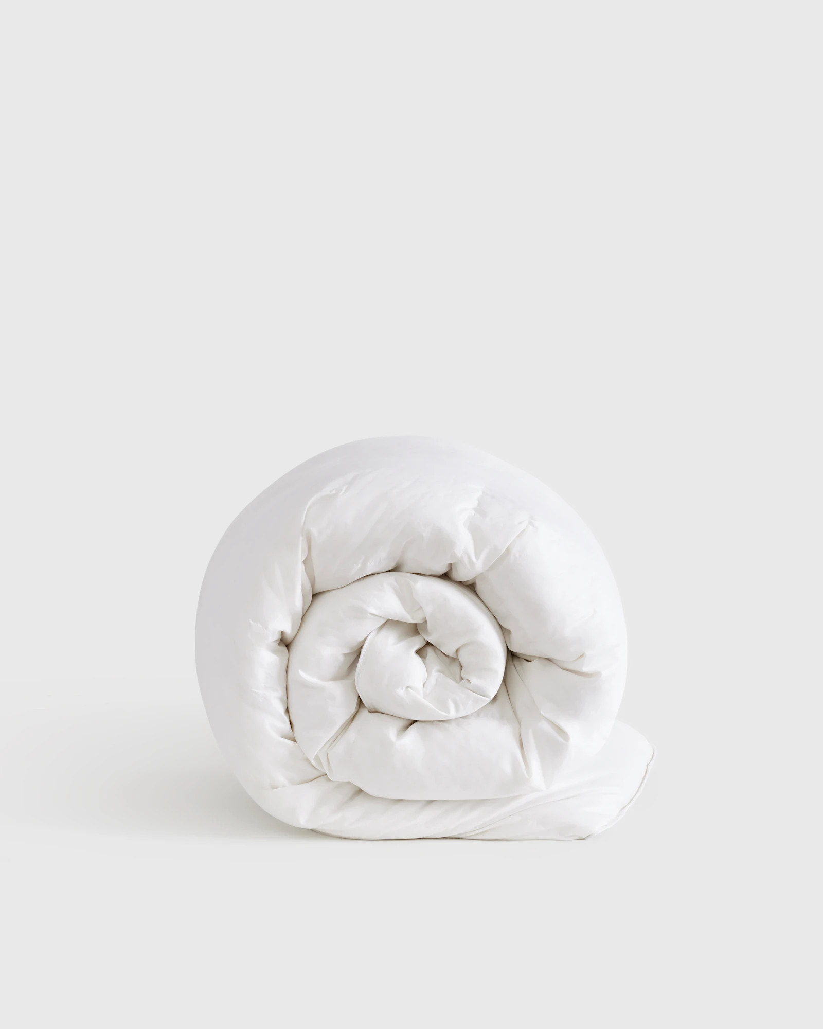 All Season Midweight 650 Fill Power Premium White Down Duvet Insert Comforter in Down | Quince