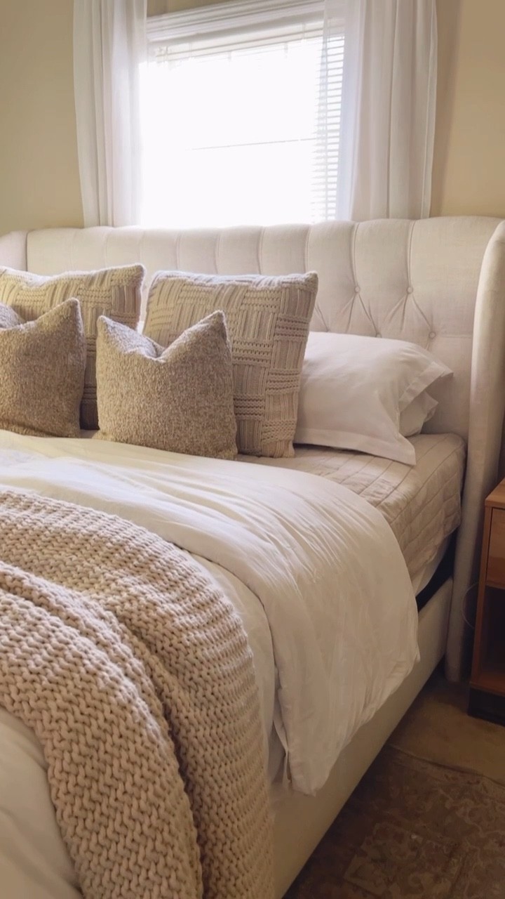Neutral Fall bed refresh. Target pillows, throw and blanket. All on sale for 20% OFF!

#LTKhome #LTKSeasonal #LTKsalealert