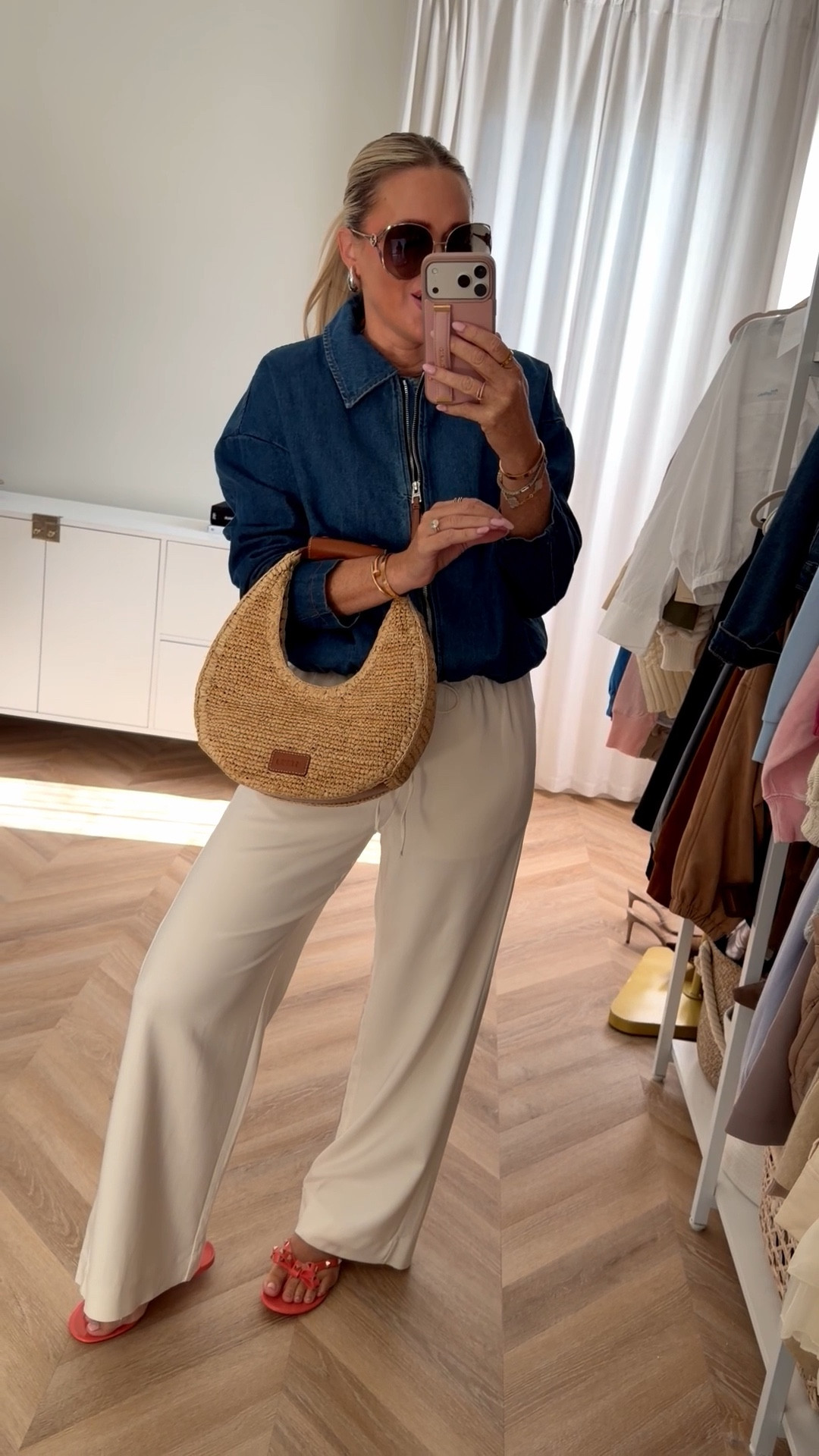 Target viral pants = must-get 🤍
• Comparable to Aritzia…honestly I like these better
• Sizes XS–4X + short / regular / tall
• I’m 5’6” in regular but would grab tall for extra length- those are the medium/reg

Amazon jacket under $40 and so good…very Zara vibes ✨

Target pants, Target fashion, spring outfits, Amazon jacket, affordable fashion, workwear pants, wide leg pants.


#LTKSeasonal #LTKgrwm #LTKootd