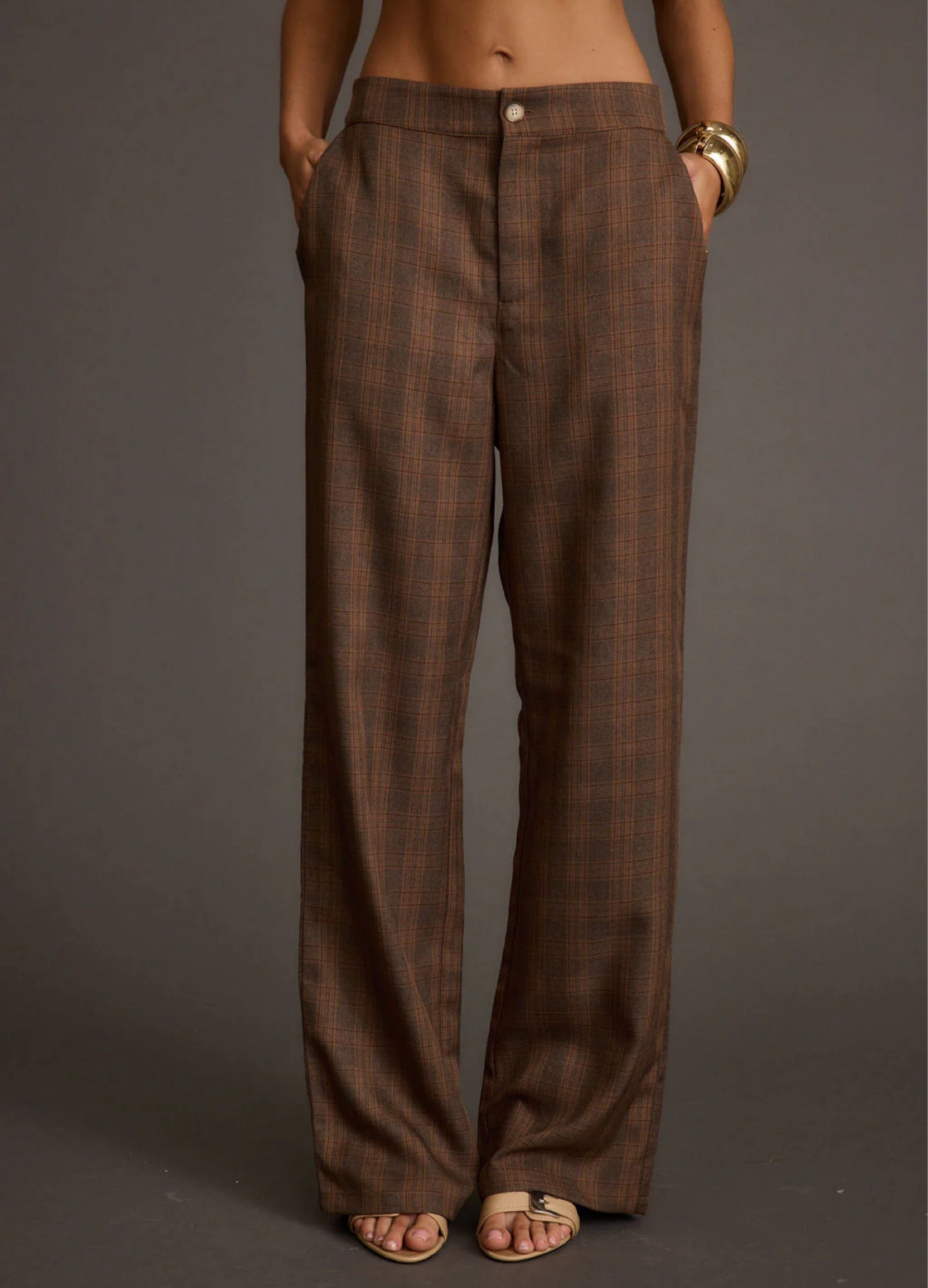 Checkered 12th tribe pants that pairs well with halter top

#LTKFallSale #LTKTravel #LTKStyleTip