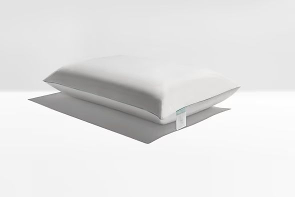 TEMPUR-Cloud® Breeze Dual Cooling™ Pillow | Tempur-Pedic