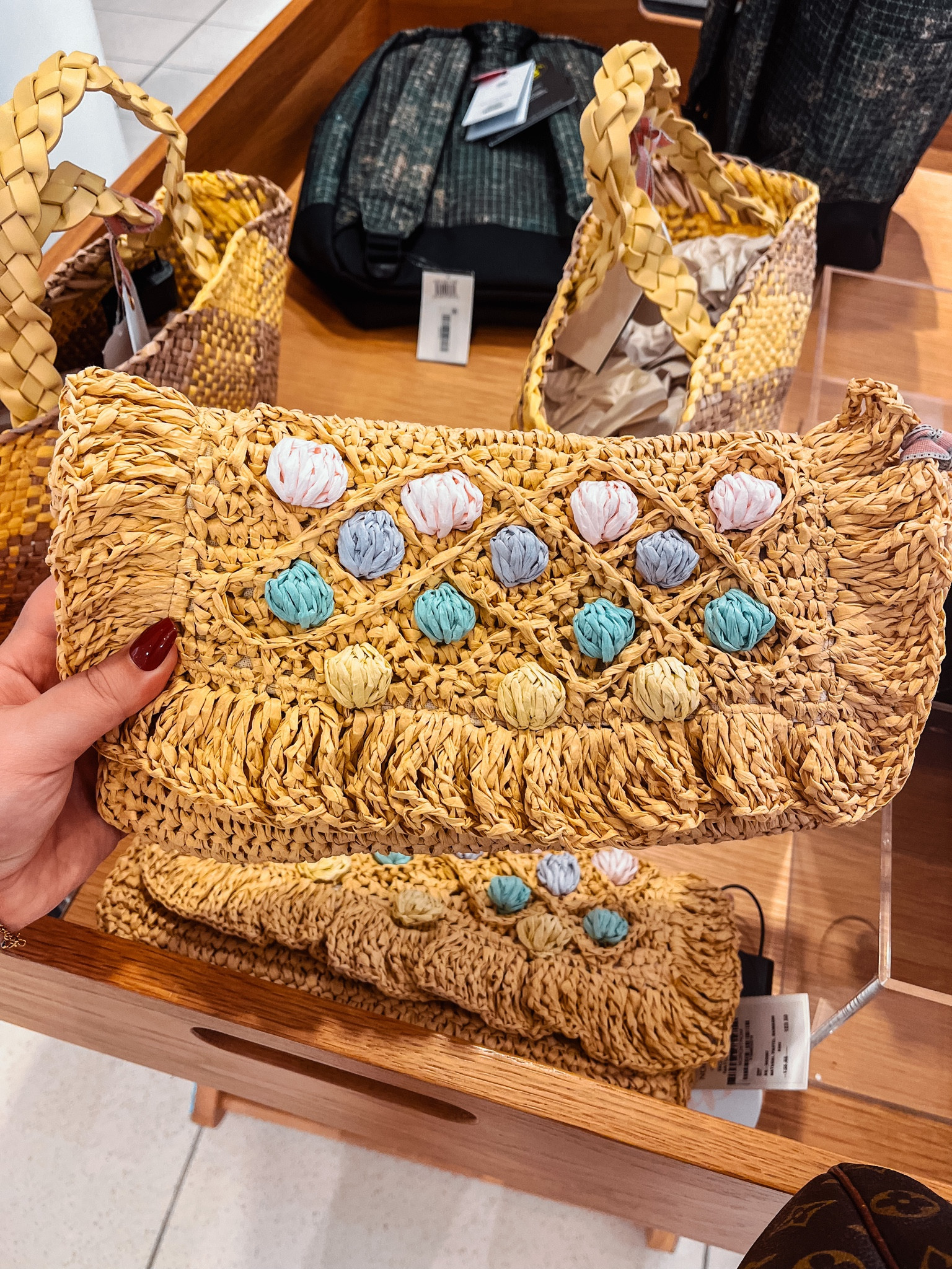 This btb Los Angeles tote from Nordstrom is so cute & on sale!

LTKunder100 / LTKunder50 / LTKworkwear / LTKsalealert / LTKwedding / Nordstrom / Nordstrom bag / Nordstrom sale / it bags / it bag / straw bag / straw clutch / clutch bag / beach bag / beach clutch / straw bags / rattan bag / rattan clutch / sale / sale alert 

#LTKitbag #LTKSeasonal #LTKFind