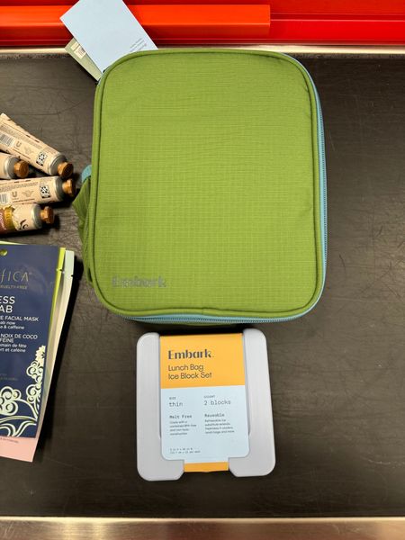 Cute summer lunchbox under $10 from Target ☀️

#LTKStyleTip #LTKSeasonal #LTKHome