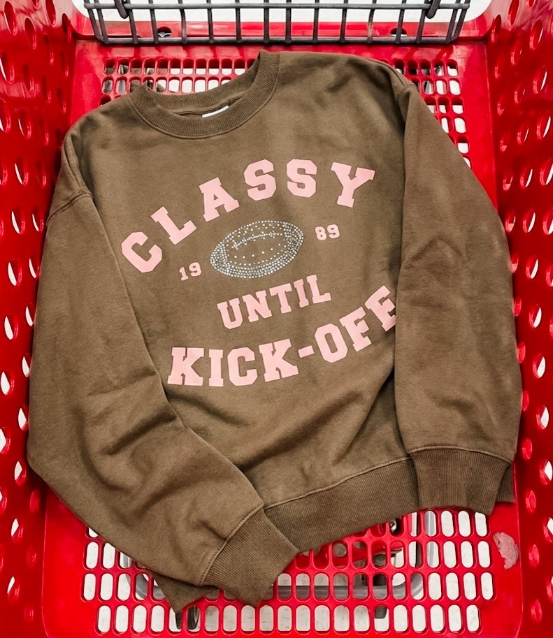 How fun is this sweatshirt for football szn?!