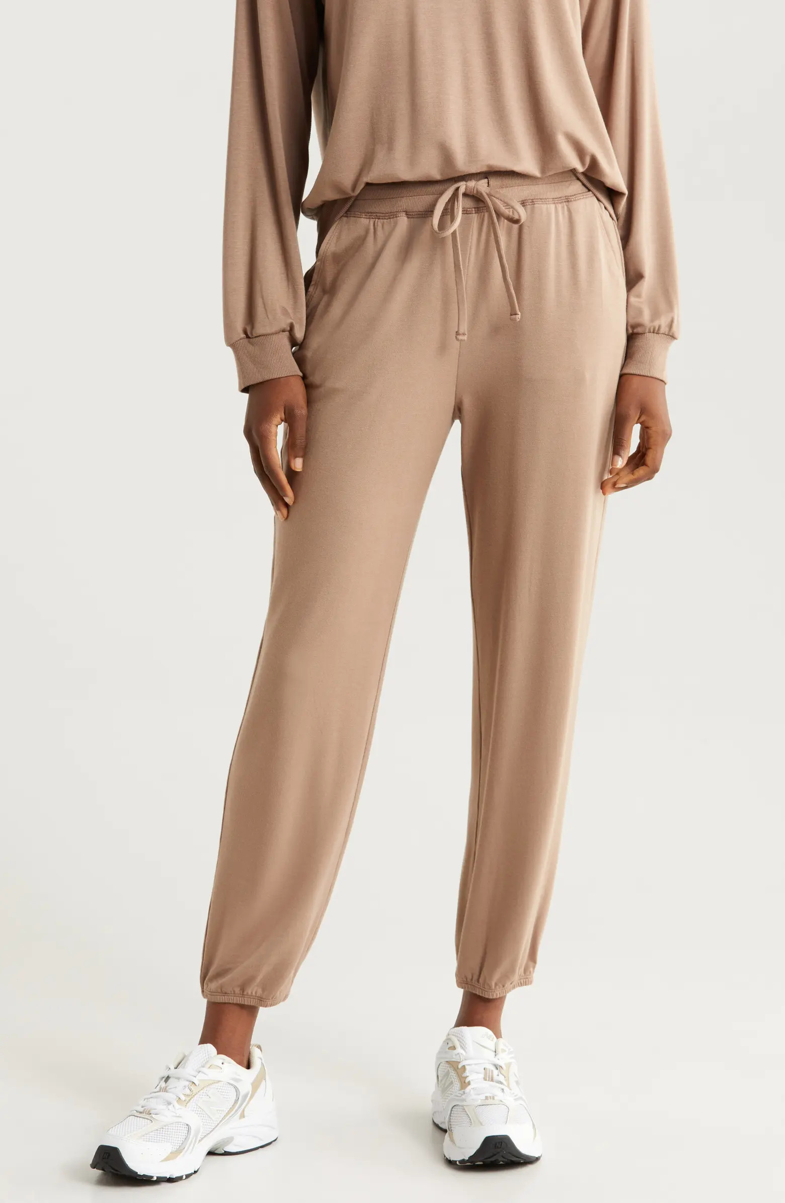 Beyond Yoga Weekend Joggers | Nordstrom | Nordstrom