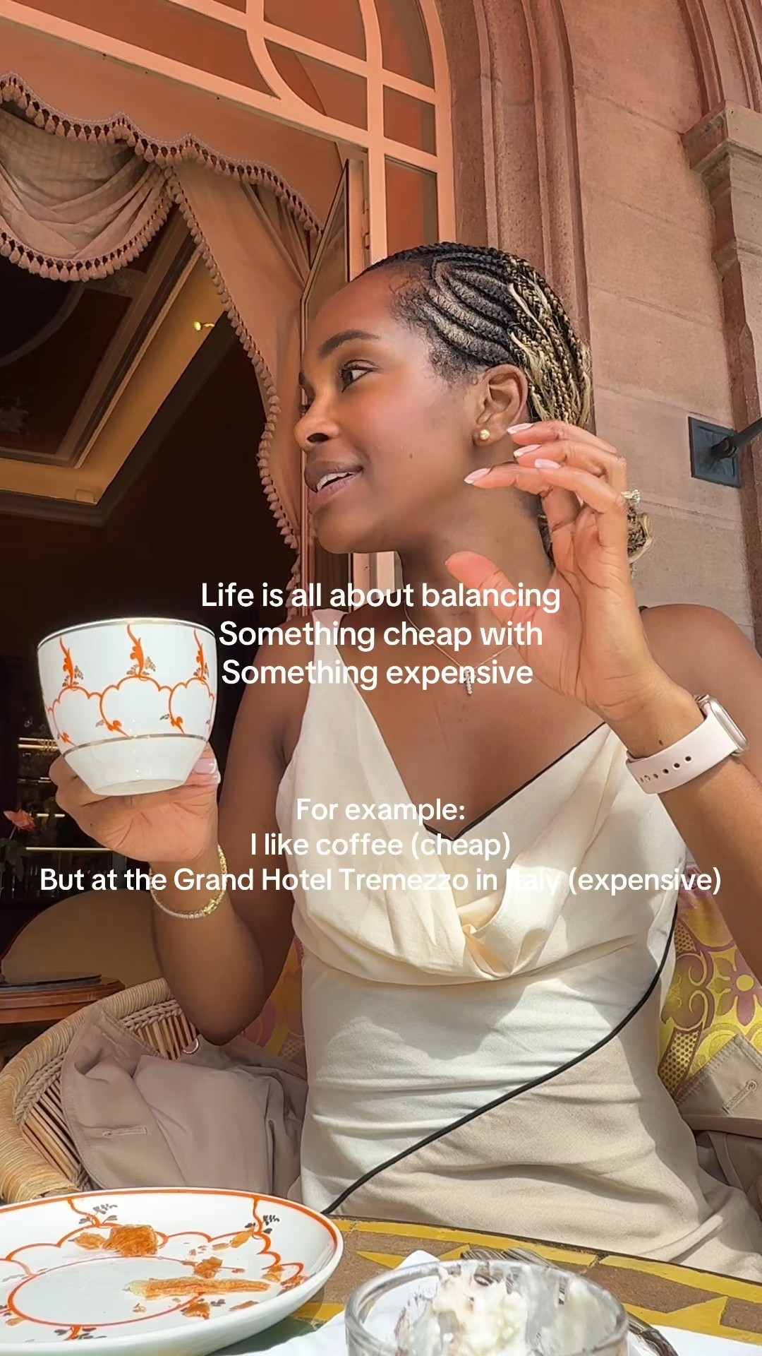 Remember my last Zara haul? Here is that cute midi dress 😍


#LTKTravel #LTKFindsUnder100 #LTKStyleTip