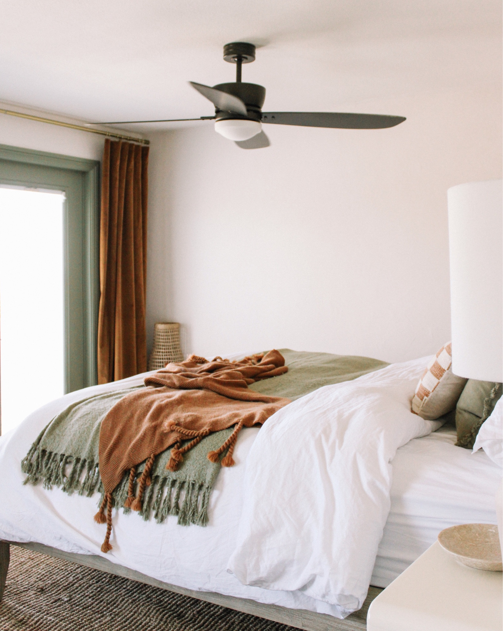 currently making my bed with these neutral pieces

#LTKhome