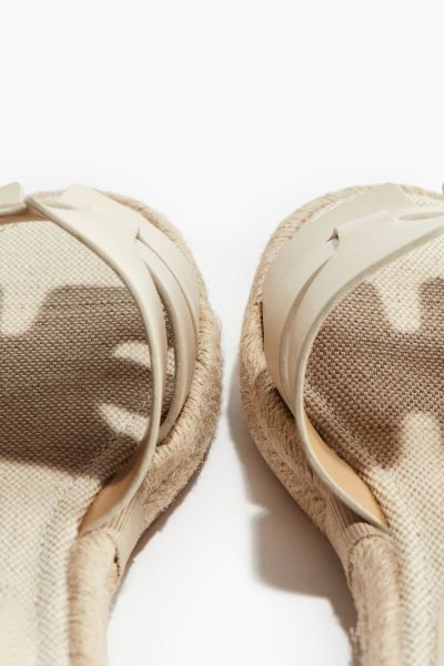 Espadrille sandals - Beige - Ladies | H&M GB | H&M (UK, MY, IN, SG, PH, TW, HK)