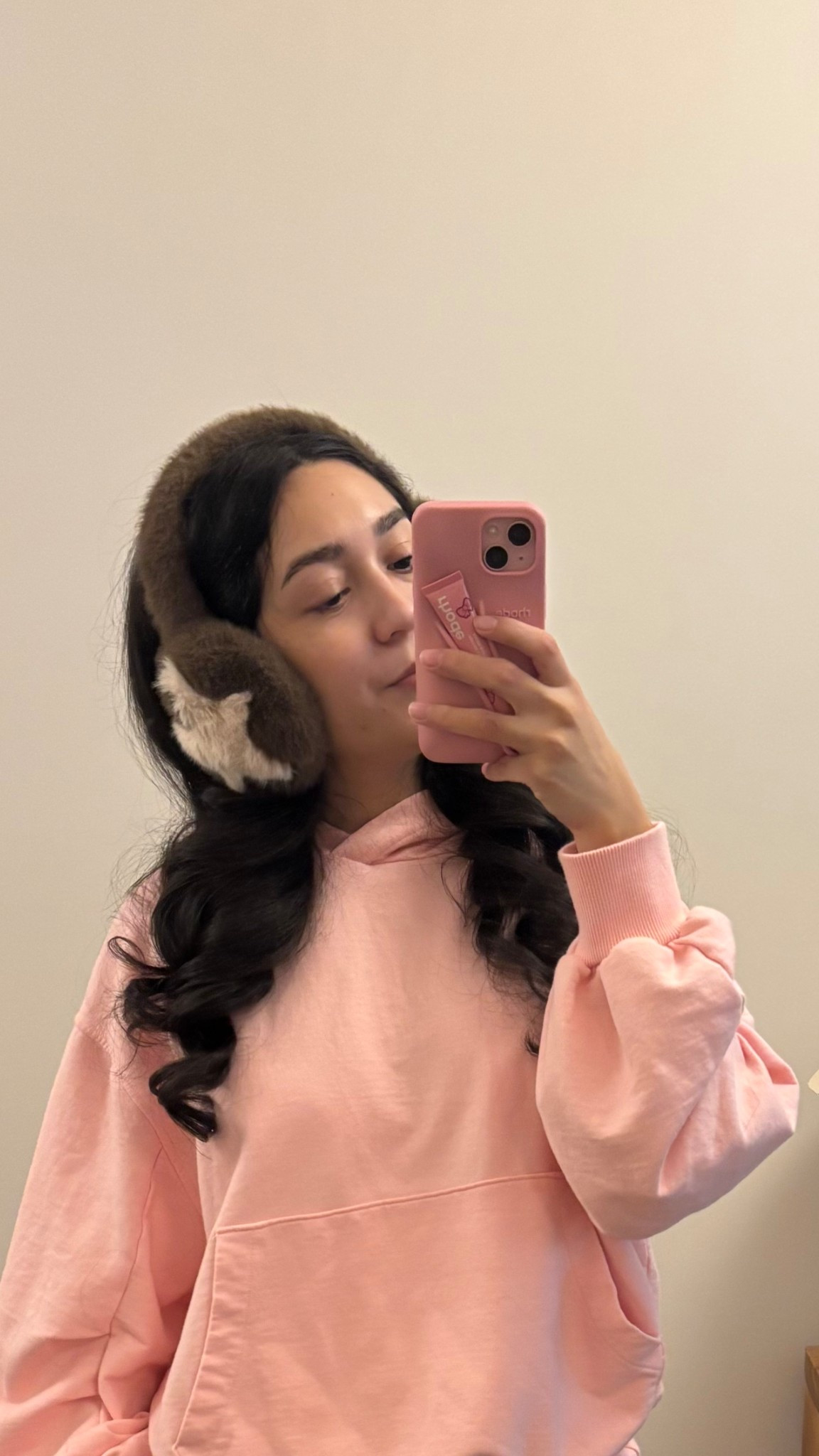 Emi Jay sugar muffs cocoa love
Aerie jet setter hoodie (s)