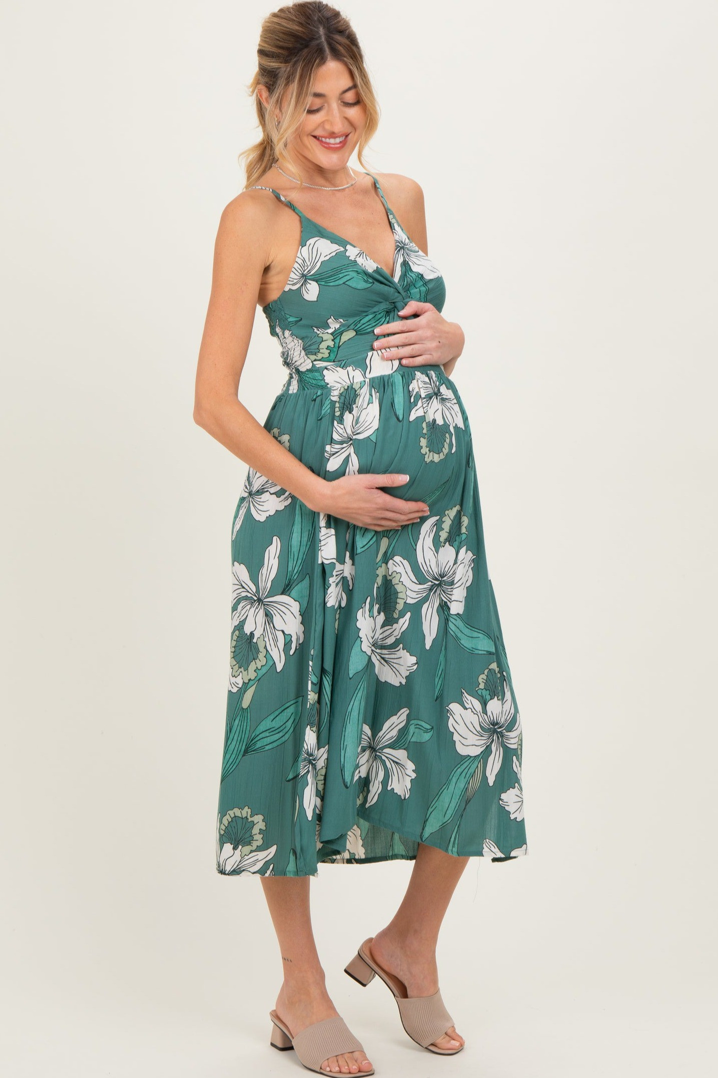 If you need a comfy but cute spring dress, this PinkBlush maternity one is it 💕 Soft fabric, pretty colors, and perfect for all the spring plans 🌼#PinkBlushMaternity #SpringOutfits #MaternityDress #BumpStyle #PregnancyStyle #SpringOOTD #MomToBeStyle #FloralMaternity #PastelLook #ComfortStyle #BabyShowerLook #SpringVibes

#LTKSeasonal #LTKBump #LTKSaleAlert