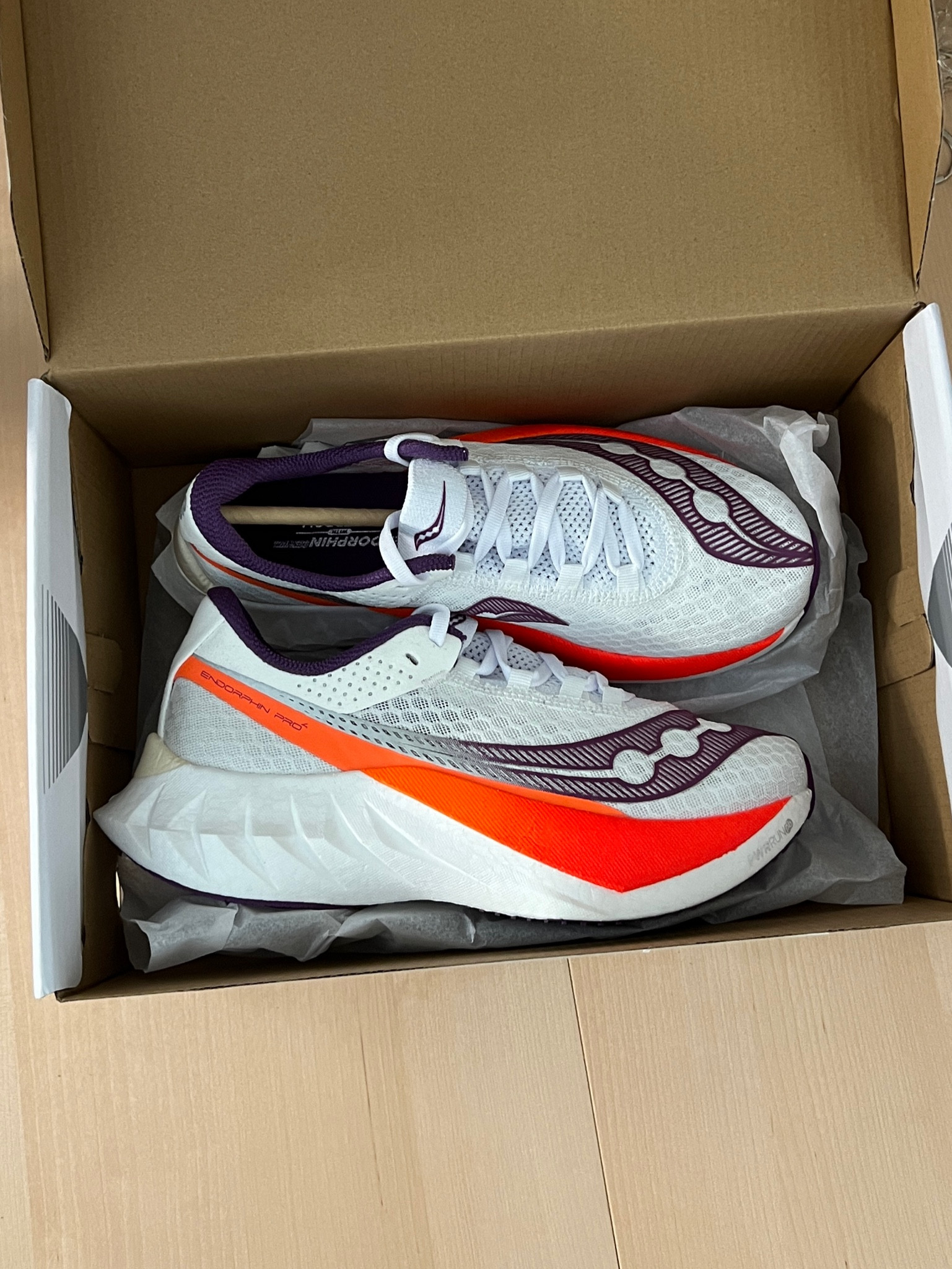 The most comfortable shoe ever! No shin splints, no flat footing, just perfect 

#LTKFitness #LTKActive #LTKGiftGuide
