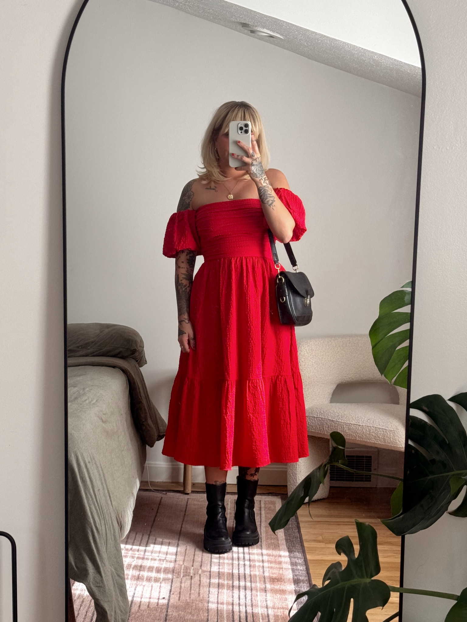 i’m usually a size medium in abercrombie but i sized down to a small in this dress and it’s perfect!! 

#LTKFallSale #LTKBeauty #LTKStyleTip