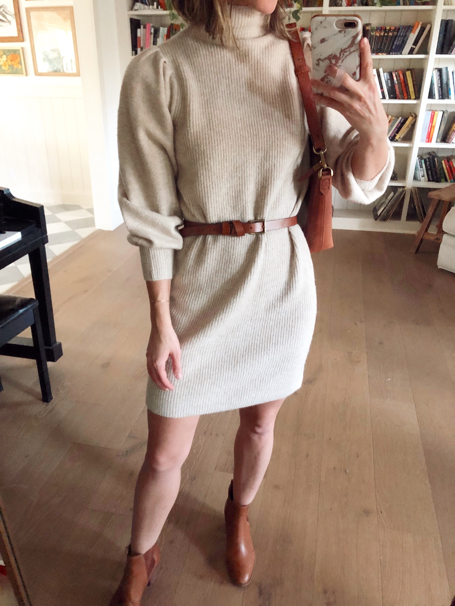 Wearing size XS in the dress, it’s a beauty! No itch, super soft. I’m 5’6 for height reference.💕