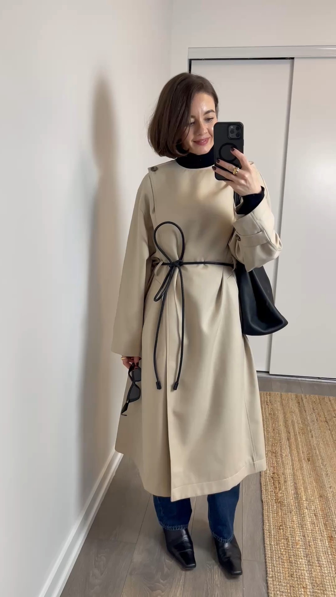 OOTD for a very rainy day!

Trench coat (s), black ankle boots, straight jeanss

#LTKstorytime #LTKSeasonal #LTKootd