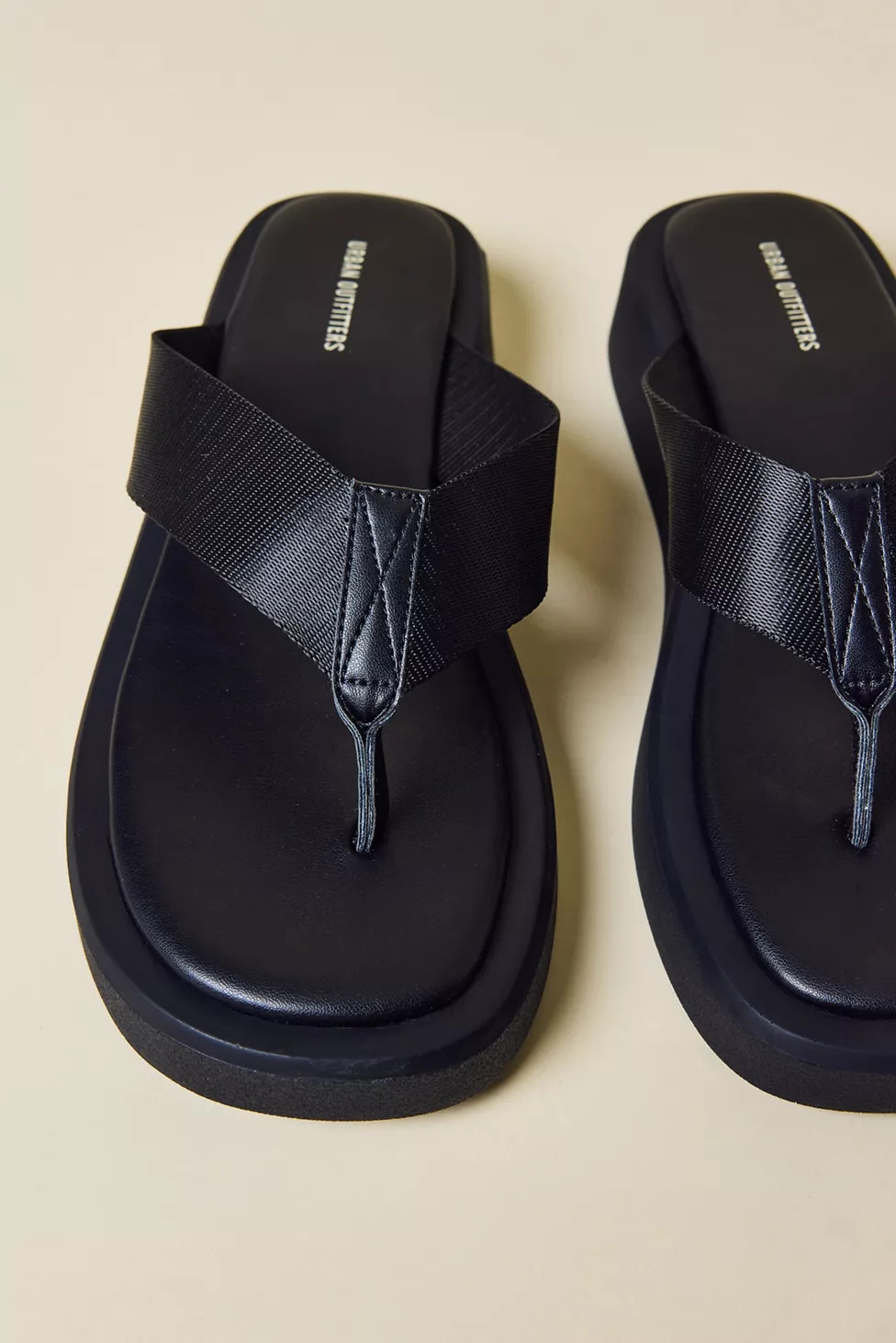 UO Gemma Platform Thong Sandals | Urban Outfitters (US and RoW)