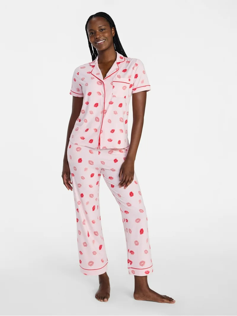 Joyspun Women's Dreamy Soft Collection Notch Knit Top and Capri Pants Pajama Set, 2-Piece, Sizes ... | Walmart (US)