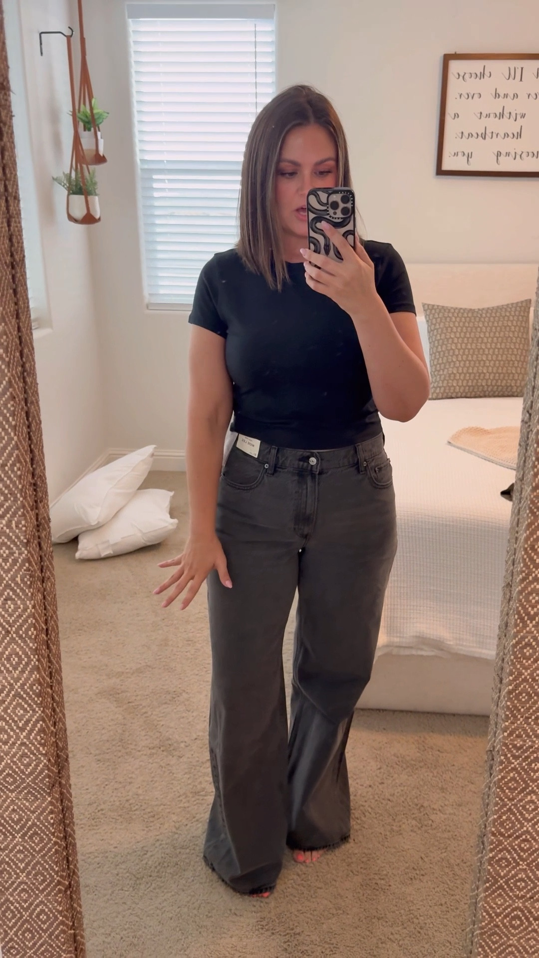 Abercrombie sale finds

Tshirt, large
Jeans, 31L

Size 12, fall fashion, black denim, wide leg jeans

#LTKSaleAlert #LTKFindsUnder100 #LTKMidsize