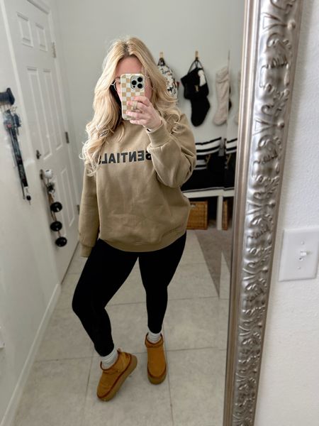 Casual Winter outfits ❄️
DHgate dupes, essentials sweatshirt, essentials hoodie, ankle Ugg dupe, DHgate Ugg, panda sneakers,
Vanilla girl, clean girl, the soft girl, the dewy girl, that girl
Gift guide
Boots
Jeans


#LTKmidsize #LTKGiftGuide #LTKfindsunder50 #LTKfindsunder50 #LTKfitness #LTKmidsize