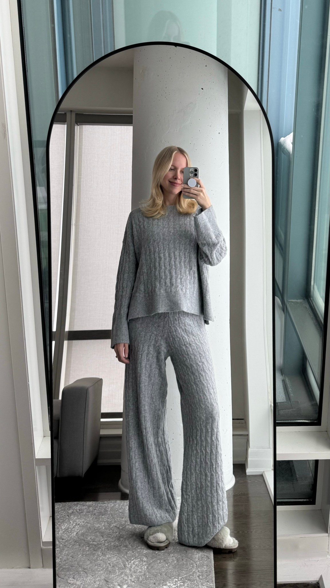 cozy snow day outfit ❄️

#LTKmaternity #LTKwinter #LTKgiftguide