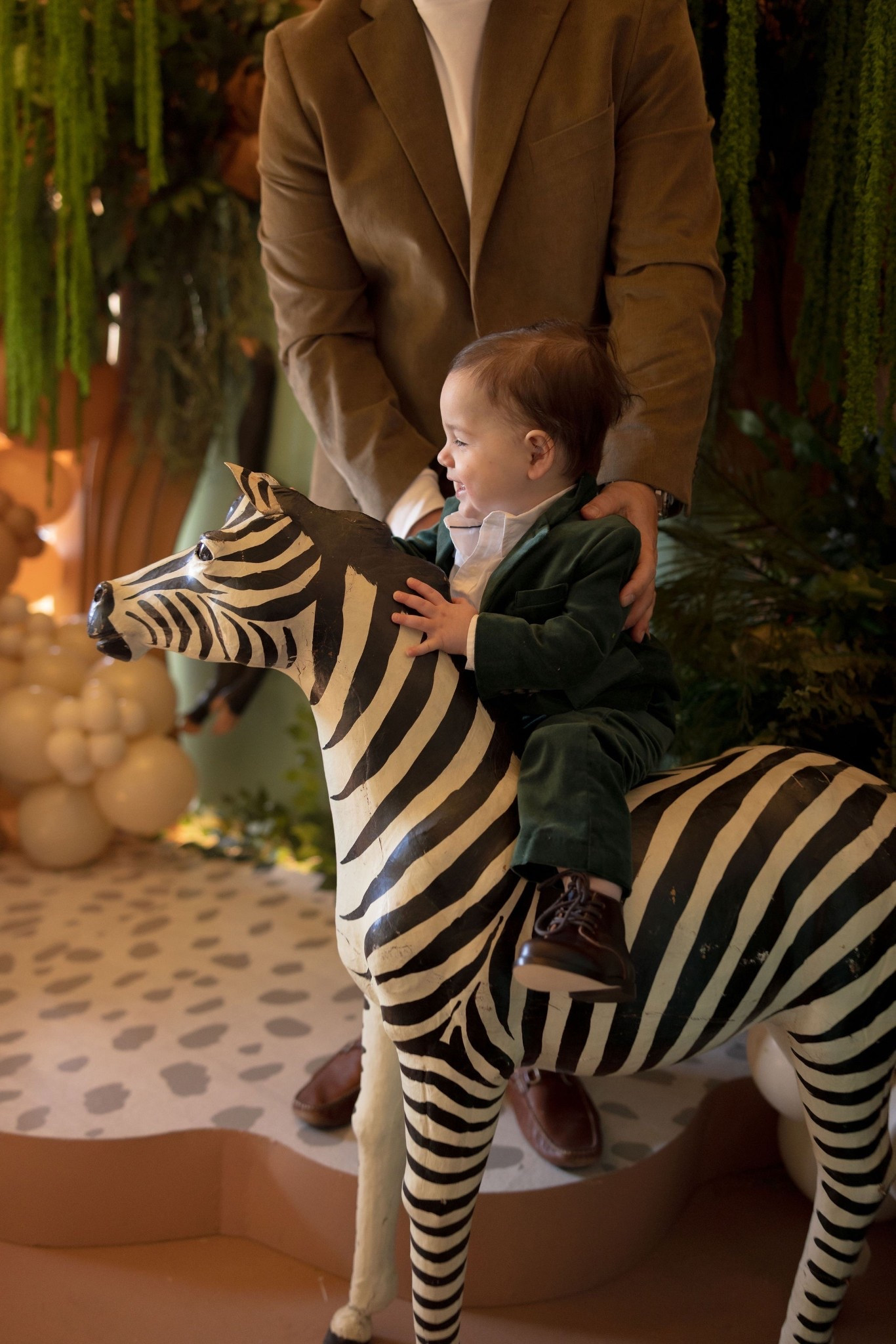 Green velvet baby suit will never go out of style — truly timeless! On sale, too! 

#LTKKids #LTKBaby #LTKHoliday