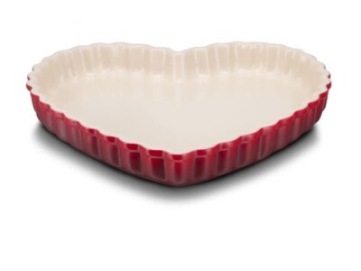 Le Creuset Fluted Heart Shaped Tart Dish Cherry Red Baking Pie Stoneware 11.5" | eBay US