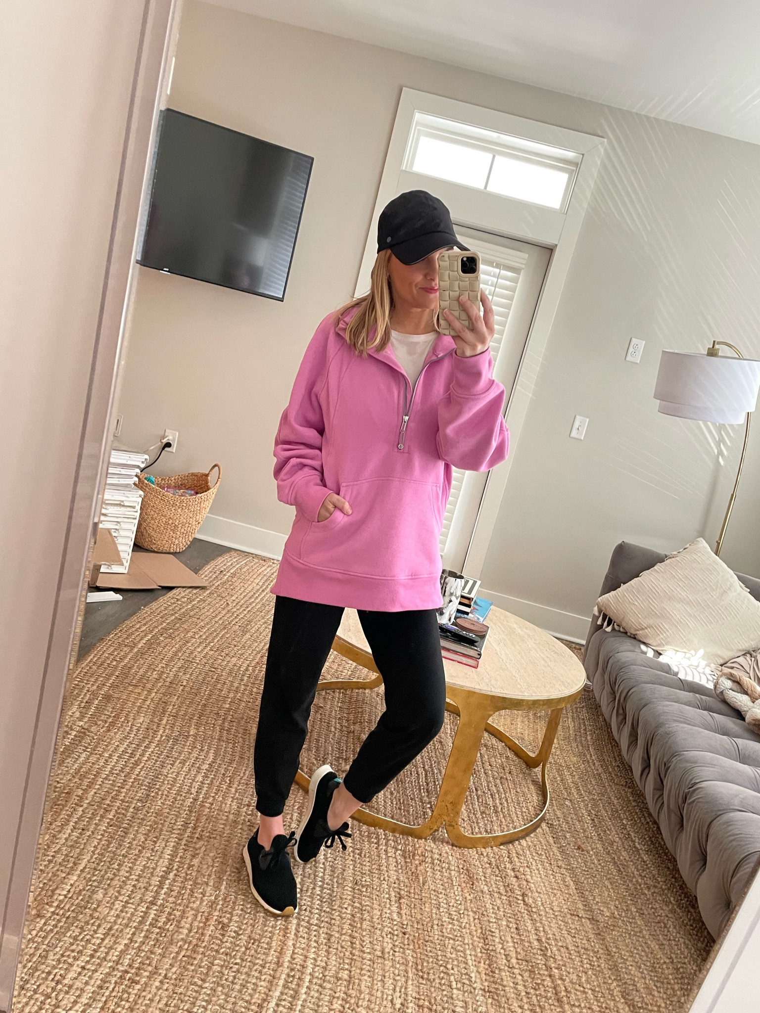 The comfiest oversized half zip you’ll ever put on! 

#LTKsalealert #LTKshoecrush #LTKfitness