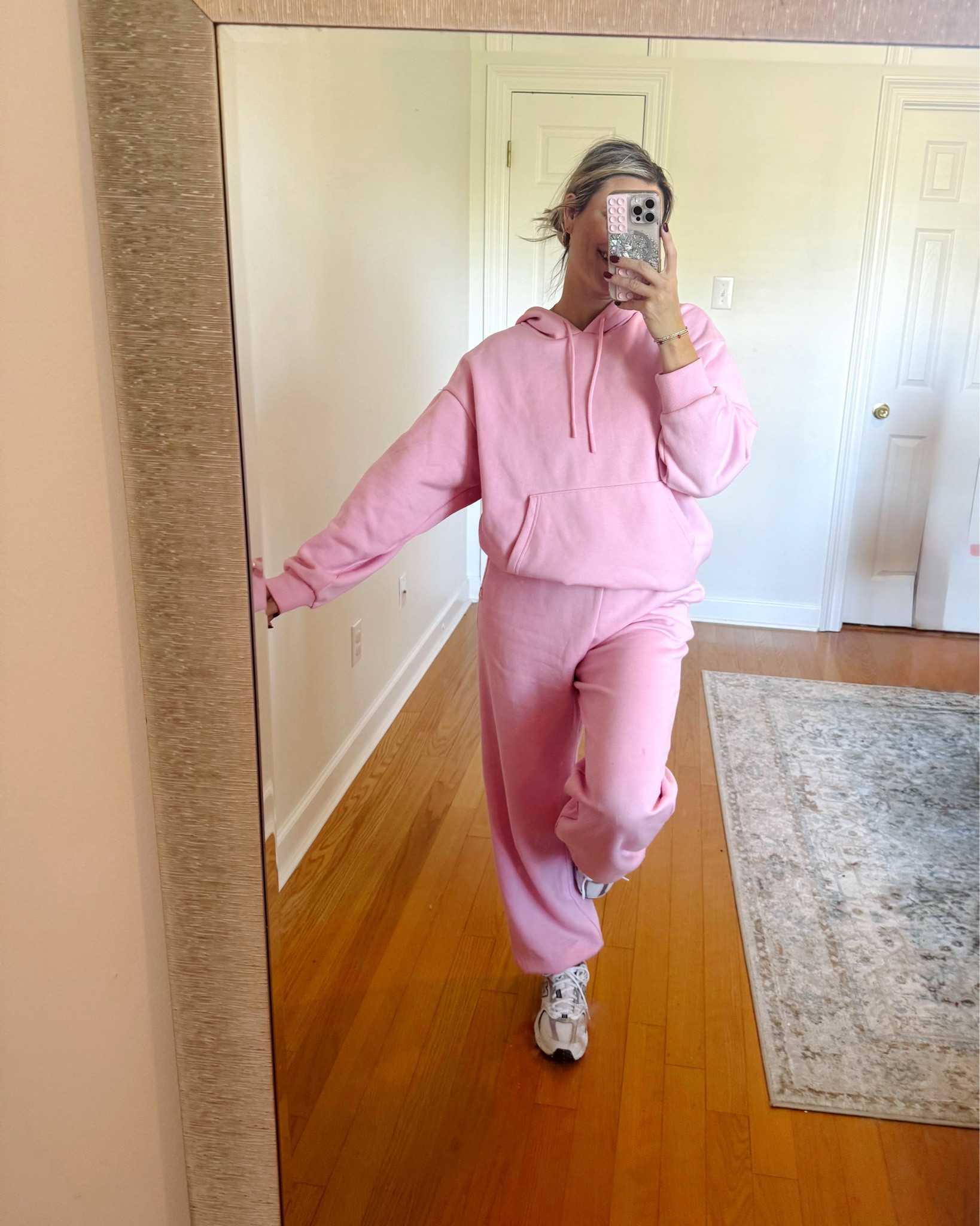 Felt like a pink teletubby & didn’t hate it one bit 🤪💕 I’m so picky when it comes to sweatsuits bc I don’t want to look like I’m wearing a trash bag & I want some structure but also I hate tight fitted hoodies & joggers so these are perfff! 

#LTKGiftGuide #LTKActive #LTKFindsUnder50
