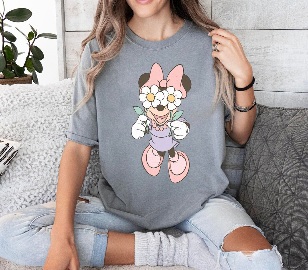 Disney Minnie Flowers T Shirt, Daisy Sunglasses Minnie Mouse Tee, Disney World Shirt, Disneyland ... | Etsy (US)