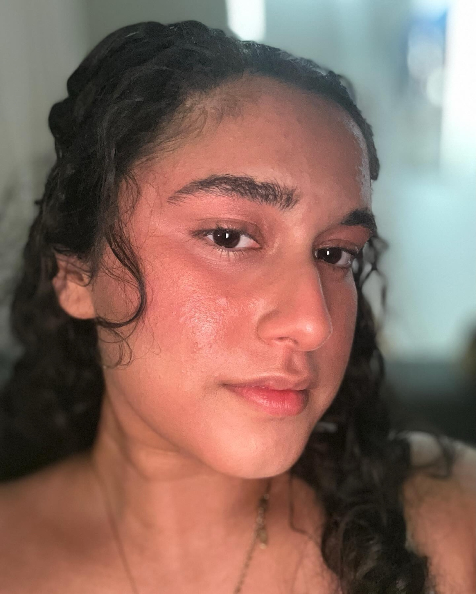 no makeup-makeup for the win!! here is my magic routine 👇♥️

@cliocosmetics_global @clio_official cushion foundation (shade: ginger)
@makeupbymario soft-sculpt bronzing serum (medium dark)
@milkmakeup contour stick (stoked)
@hourglasscosmetics ambient lighting blush (sublime flush)
@tower28beauty blush (magic hour)
@patrickta @patricktabeauty highlighter (daddy)
@caliray setting spray 

#makeup #makeuptutorial #makeuplooks #makeuplook #makeupartist #ilia #iliabeauty #patrickta #caliray #nomakeupmakeup #nomakeupmakeuplook

#LTKSummerSales #LTKBeauty #LTKFindsUnder100