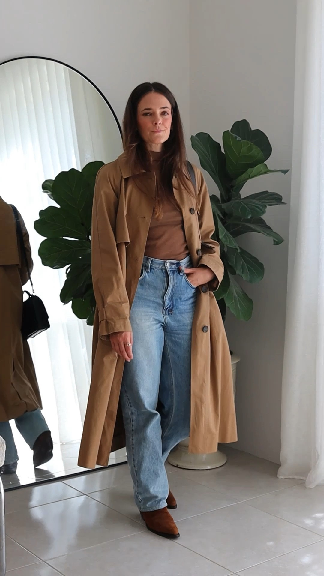 Casual outfit for autumn or spring days with a light layer. 

#LTKstyletip #LTKaustralia #LTKspring