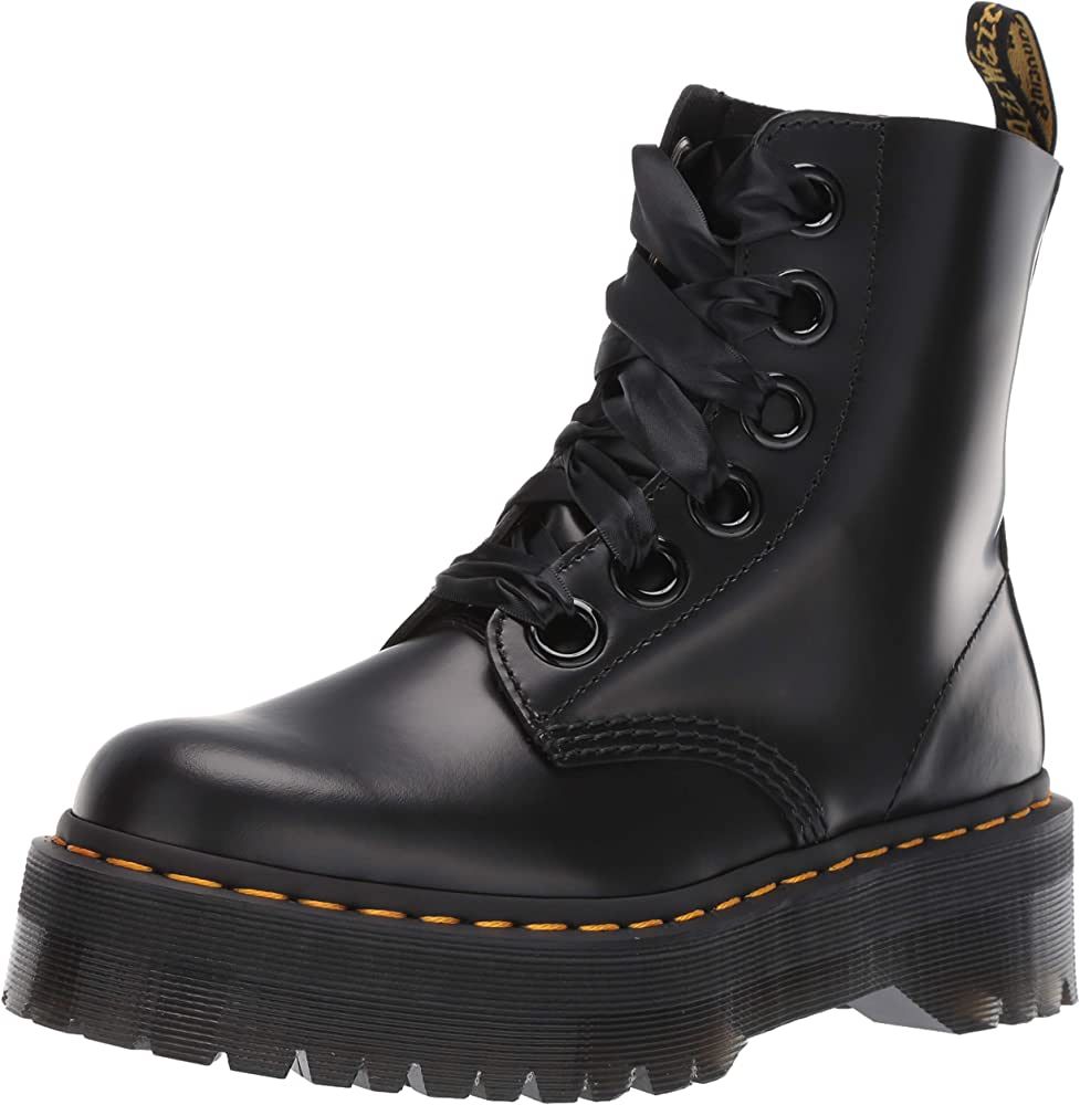 Dr. Martens Women's Molly Fashion Boot | Amazon (US)