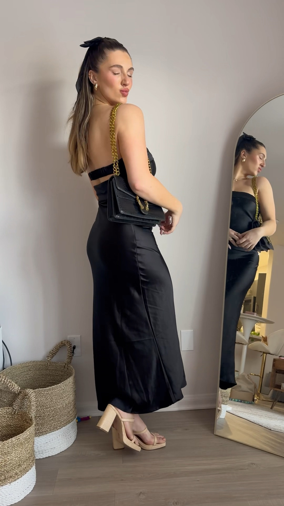 This Amazon dress is THE moment! It’s under $50 and the most amazing and flattering quality. I am wearing a size medium and am 5’8 for reference. Fits TTS! 

#tryon  #shoppablevideo 

#LTKshoecrush #LTKunder50 #LTKstyletip