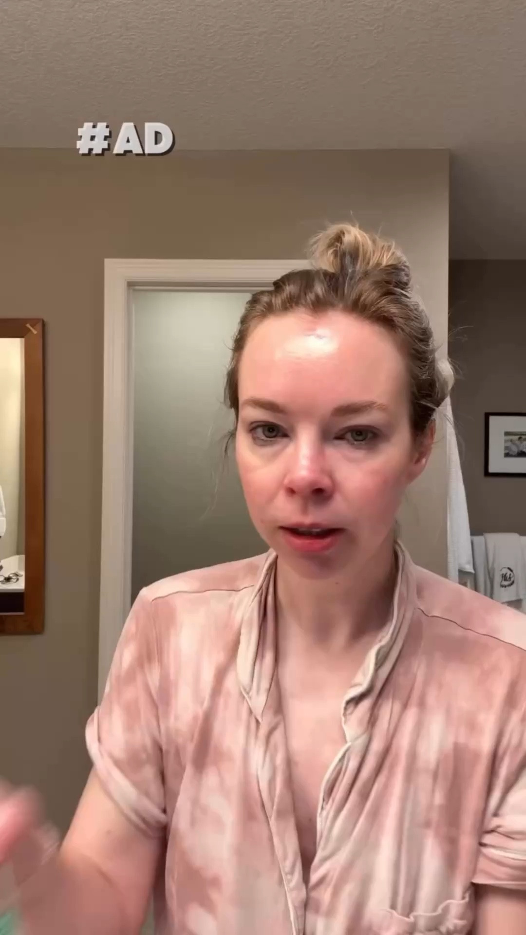 Adult breakouts still pop up in your 30s, so I keep my routine simple. Lately I’ve been using the Neutrogena Evenly Clear cleanser and gel moisturizer. Clean skin, lightweight hydration, and acne care without adding extra steps to busy mornings.

#EvenlyClear #Acne #ad @neutrogena

#LTKgrwm #LTKBeauty #LTKmomlife