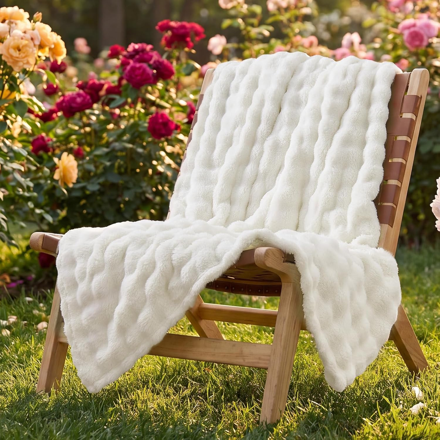 Lotus Karen 3D Bubble Fleece Blanket for Couch - Ultra Soft Fluffy White Throw Blanket for Sofa Bedroom, Lightweight Cozy Throw for All Season, Adults Women Kids Off White, 50"x60" | Amazon (US)