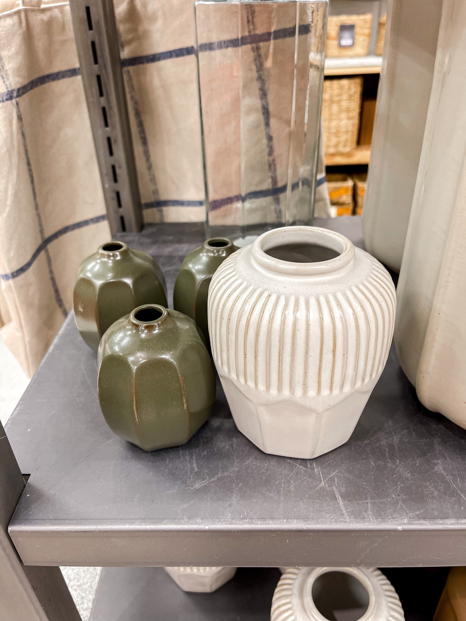 The Hearth & Hand Fall collection just released and it’s sooo good!! 🍂🤎 

#targethome #targetstyle #targetdoesitagain #fallhomedecor #targetshopping #target #targetmom #targetaddict #hearthandhand #targetdecor #homedecor #neutraldecor #targetmusthaves #targetfanatic #targetfall #hearthandhandwithmagnolia #joannagaines #falldecor #kitchendecor #shopwithme

#LTKhome #LTKSeasonal #LTKunder50