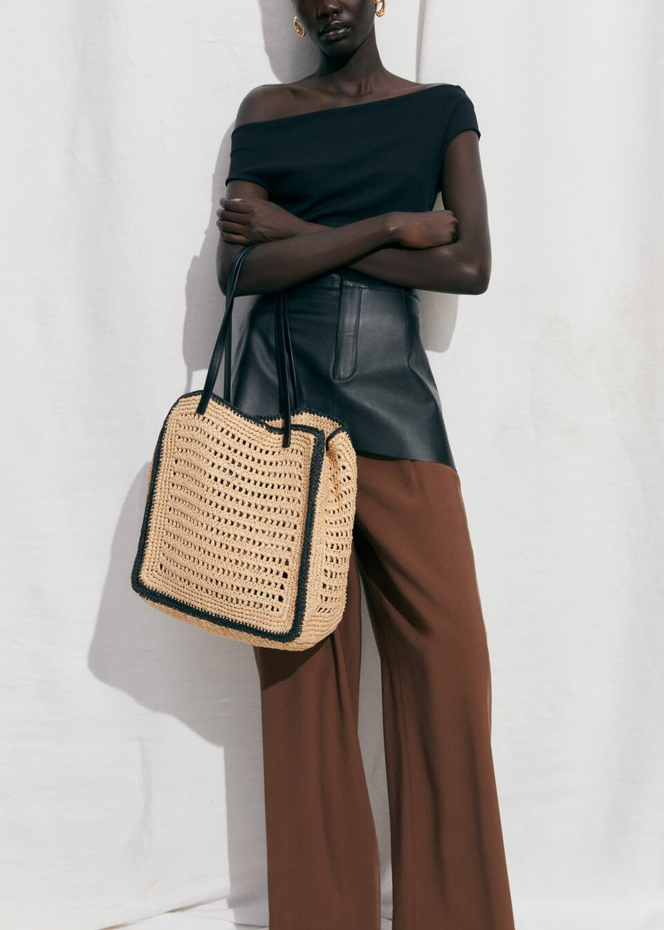 Natural fiber sack bag -  Women | Mango USA | MANGO (US)