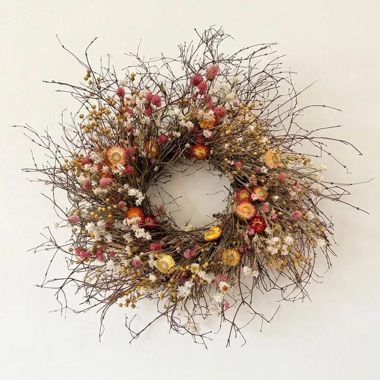 VanCortlandt Farms Natural Dried Flower Handmade Eden Strawflowers Wreath | Etsy (Global)