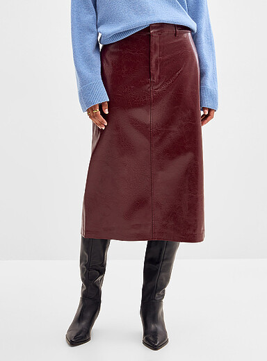 Back slit faux-leather skirt | Simons