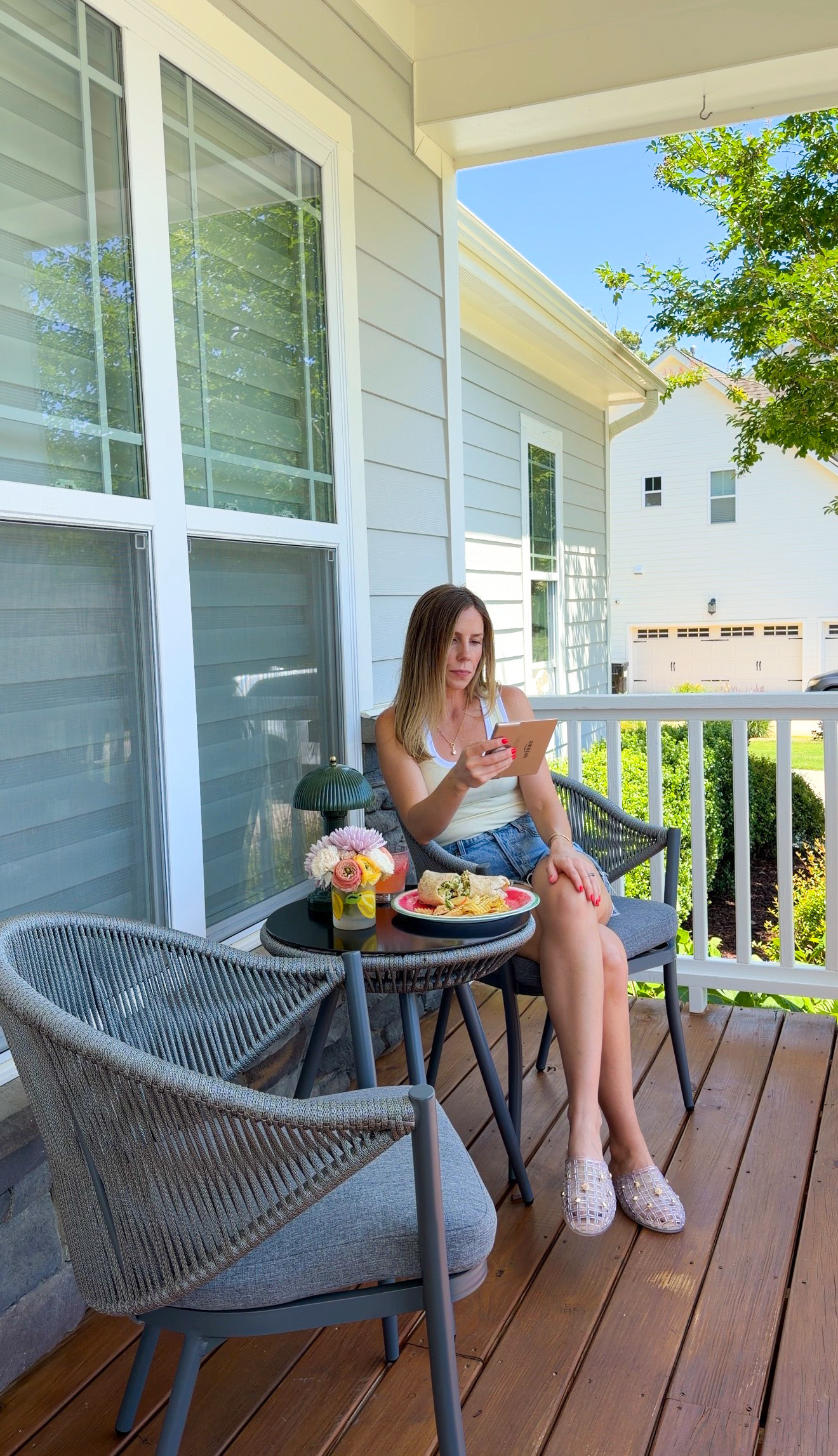 #ad loving this furniture set on our front porch for lunch breaks and watching the kids play with friends! It's on sale for MDW for under $200! @wayfair #wishyouwerehere #outdoor #Wayfair #WayfairPartner  

 
