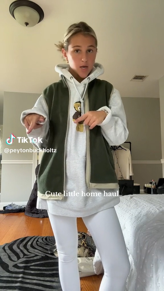 Green fleece size M
White leggings size M
Sorry the hoodie was sorority merch 🧸 
Aritzia

#LTKGiftGuide #LTKstyletip 

#LTKSeasonal