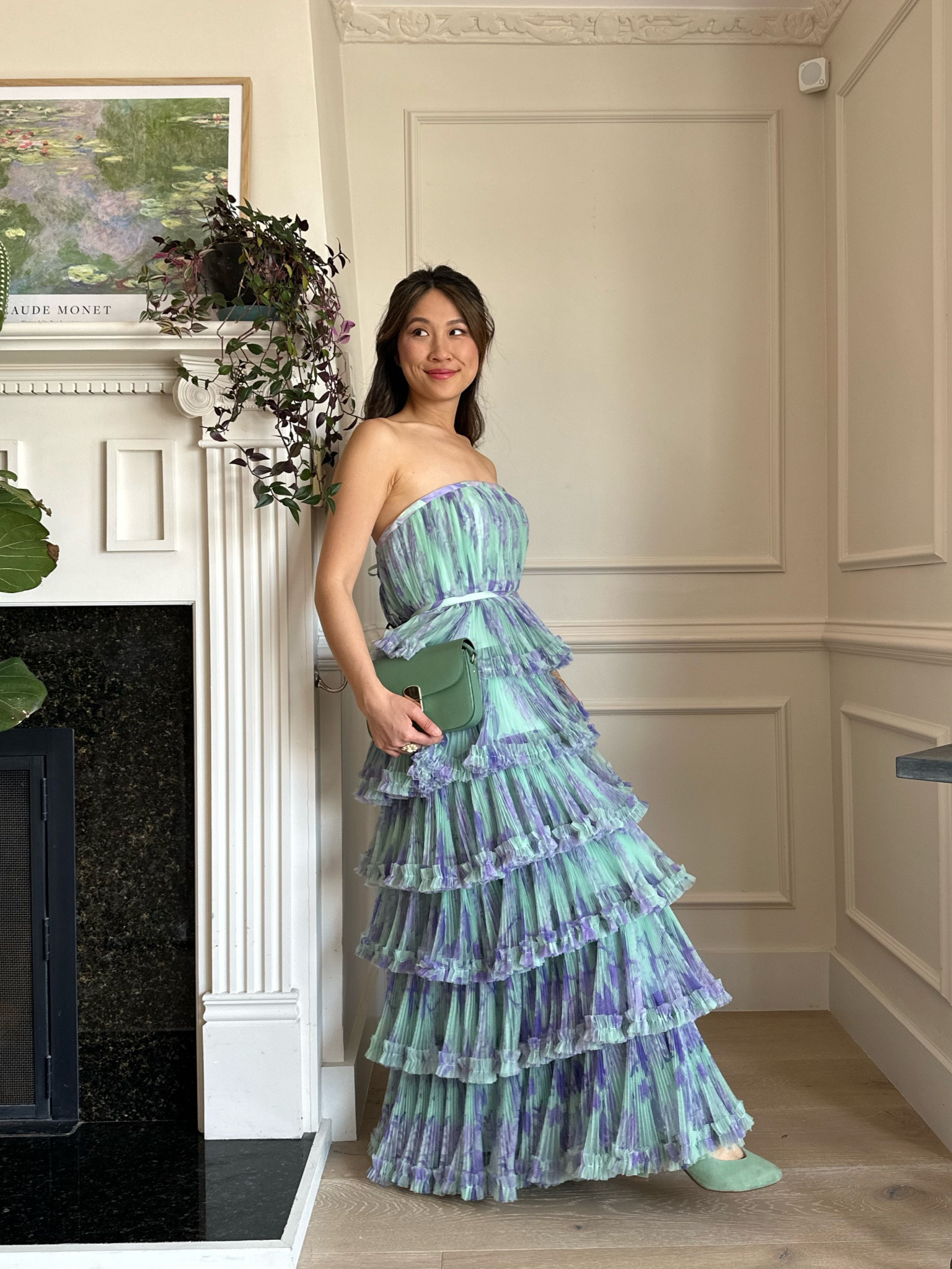 She’s green with envy! Dress runs large, I’m wearing size 0 petite #metgala #petitefashion #spring

#LTKStyleTip