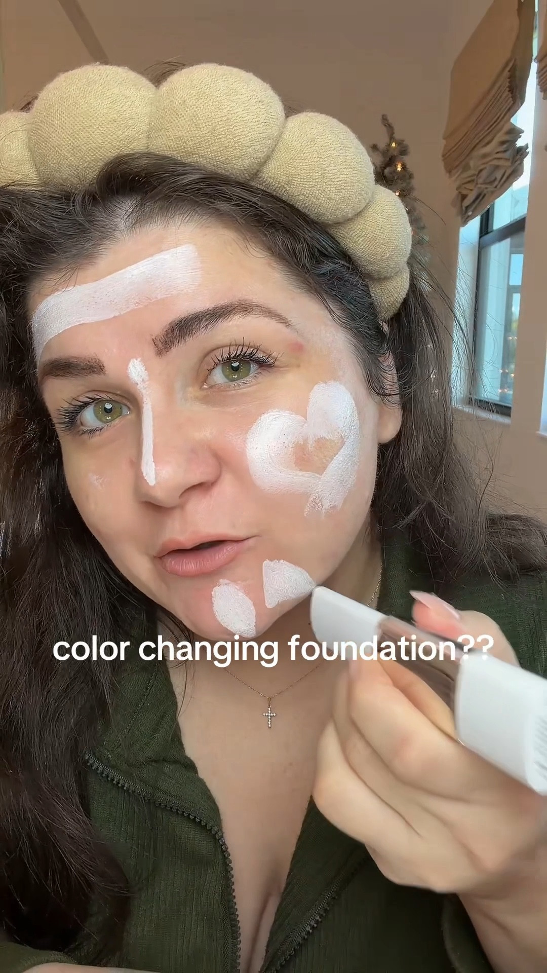 No more shade matching with this color-changing foundation stick that adapts to your skin tone 🤍✨
#foundation
#colorchangingfoundation #kbeauty #shadematch #viralbeauty

#LTKgrwm #LTKBeauty
