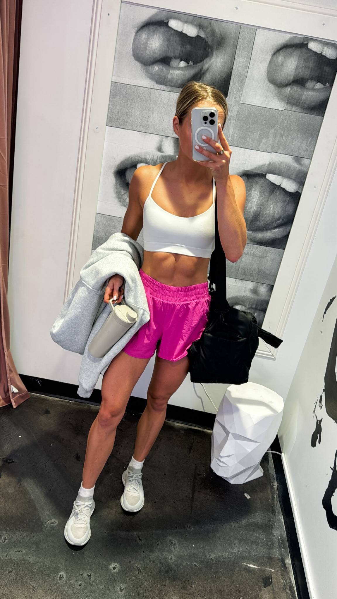 Wearing size 4 top and XS bottoms 

#LTKActive #LTKFitness