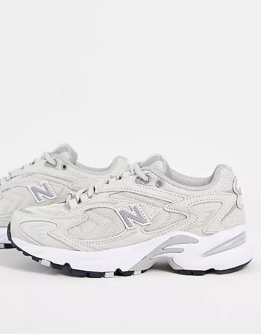 New Balance 725 trainers in cream | ASOS (Global)